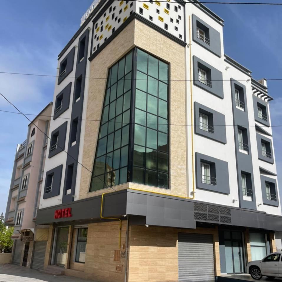 Hotel Borsa Saint-Arnaud Екстериор снимка